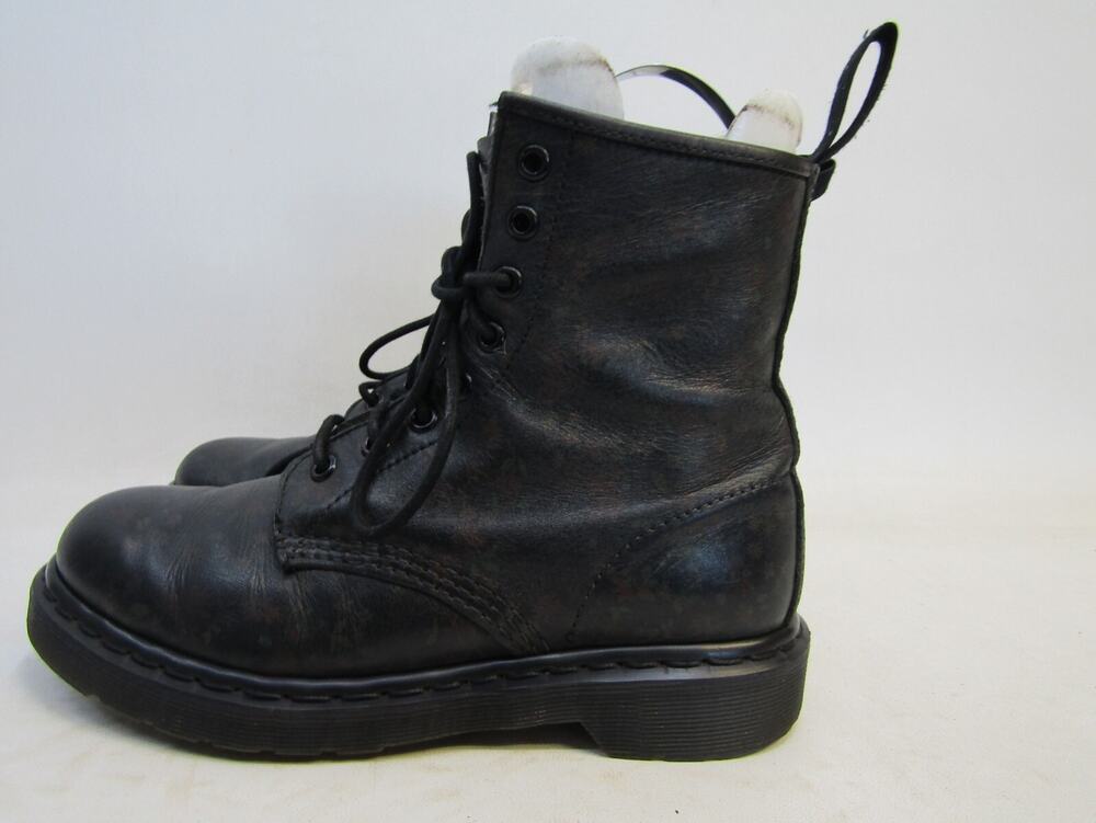 Dr. Martens Womens Size 7 Black Leather 8 Eye Ankle Fashion Boots Bootie
